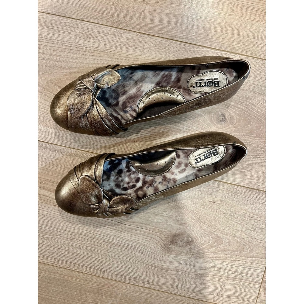 Born Julianne Metallic Bronze Leather Ballet Flats Bow Womens 9.5 EUC - Picture 6 of 8